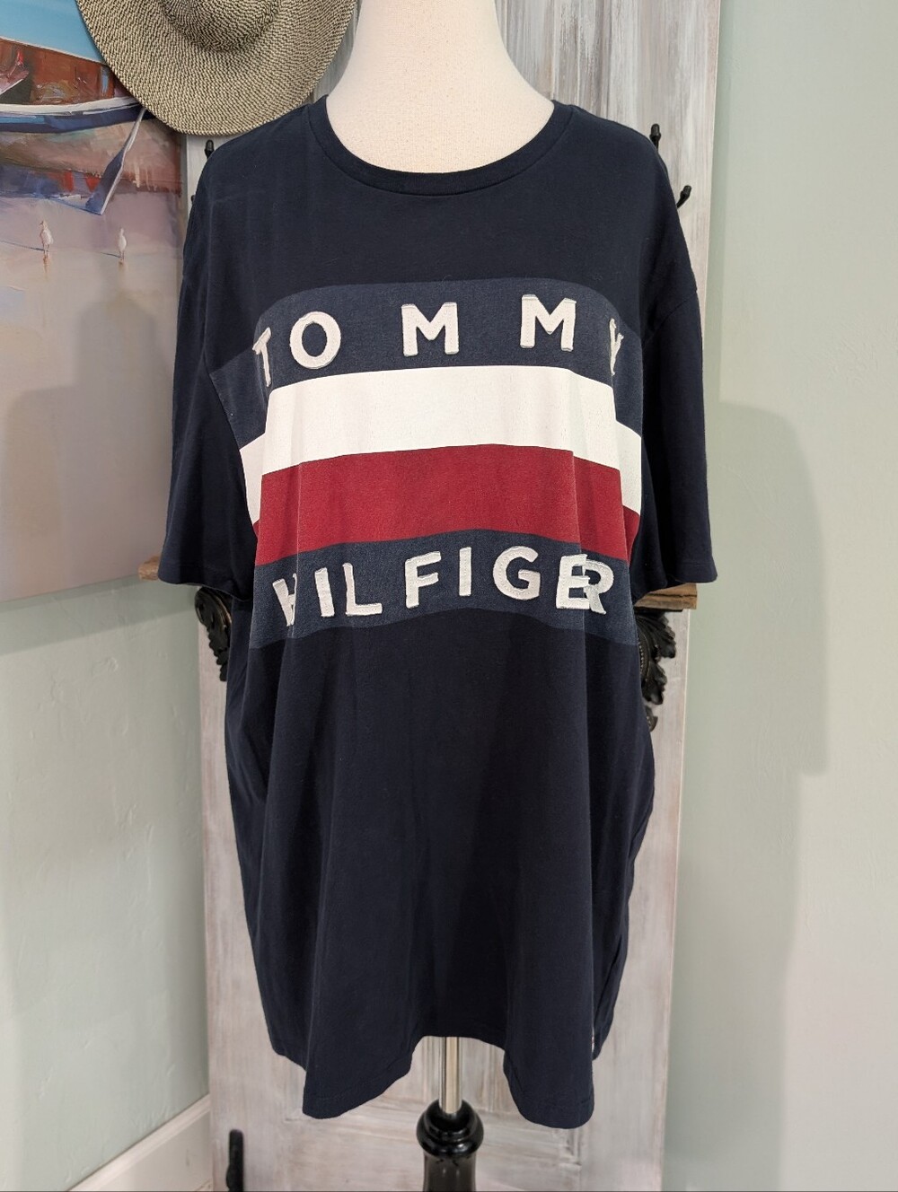 Tommy Hilfiger Retro Logo Navy T-shirt
